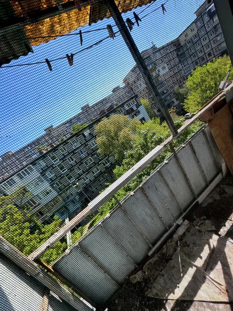1866971637425246