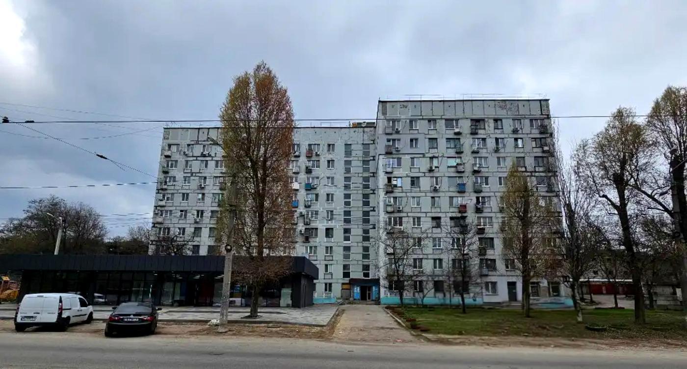 1866974174984777