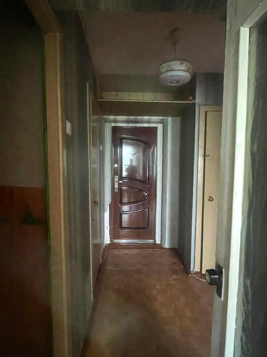 1866975604481851