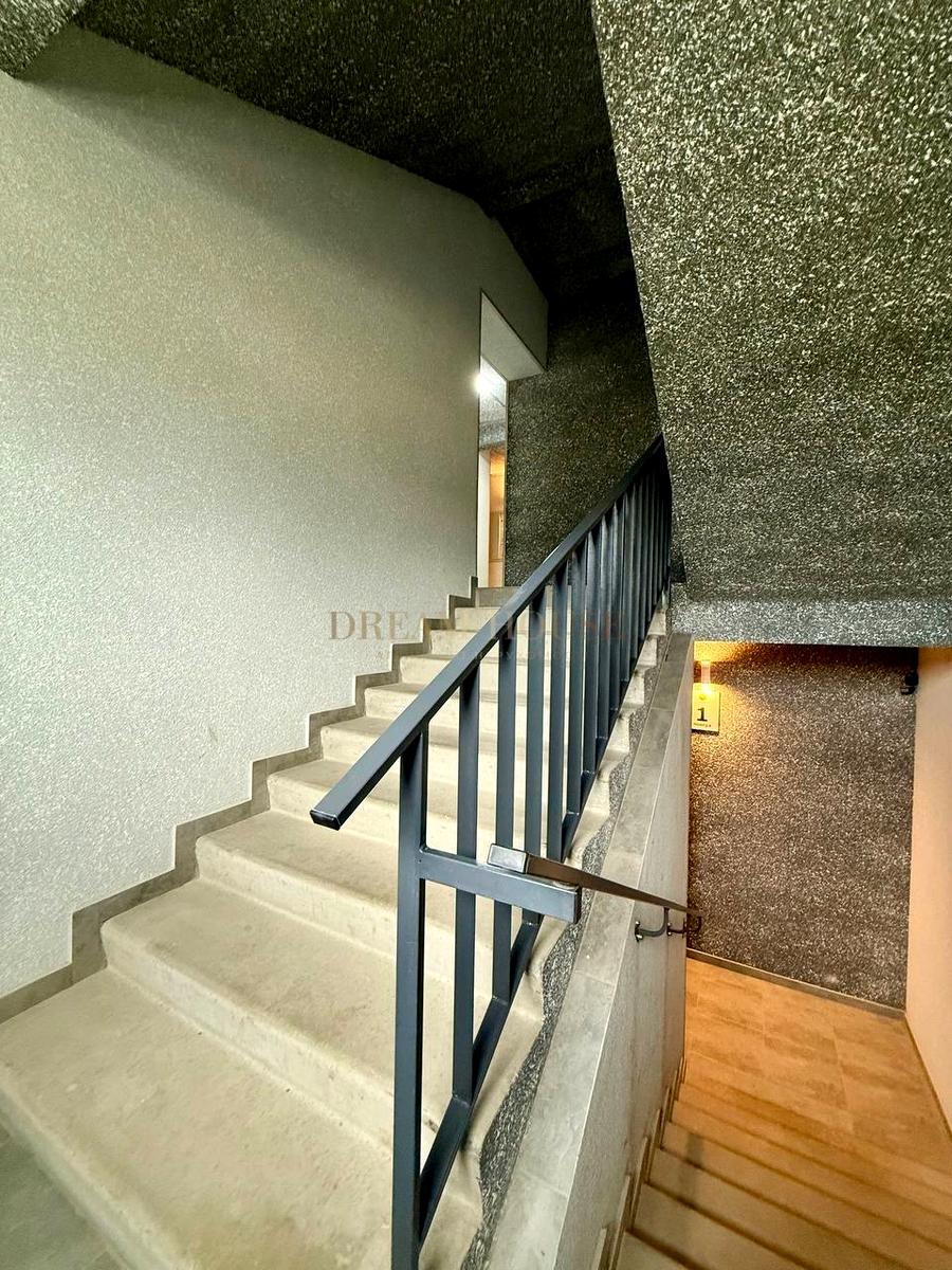 1866975995059269