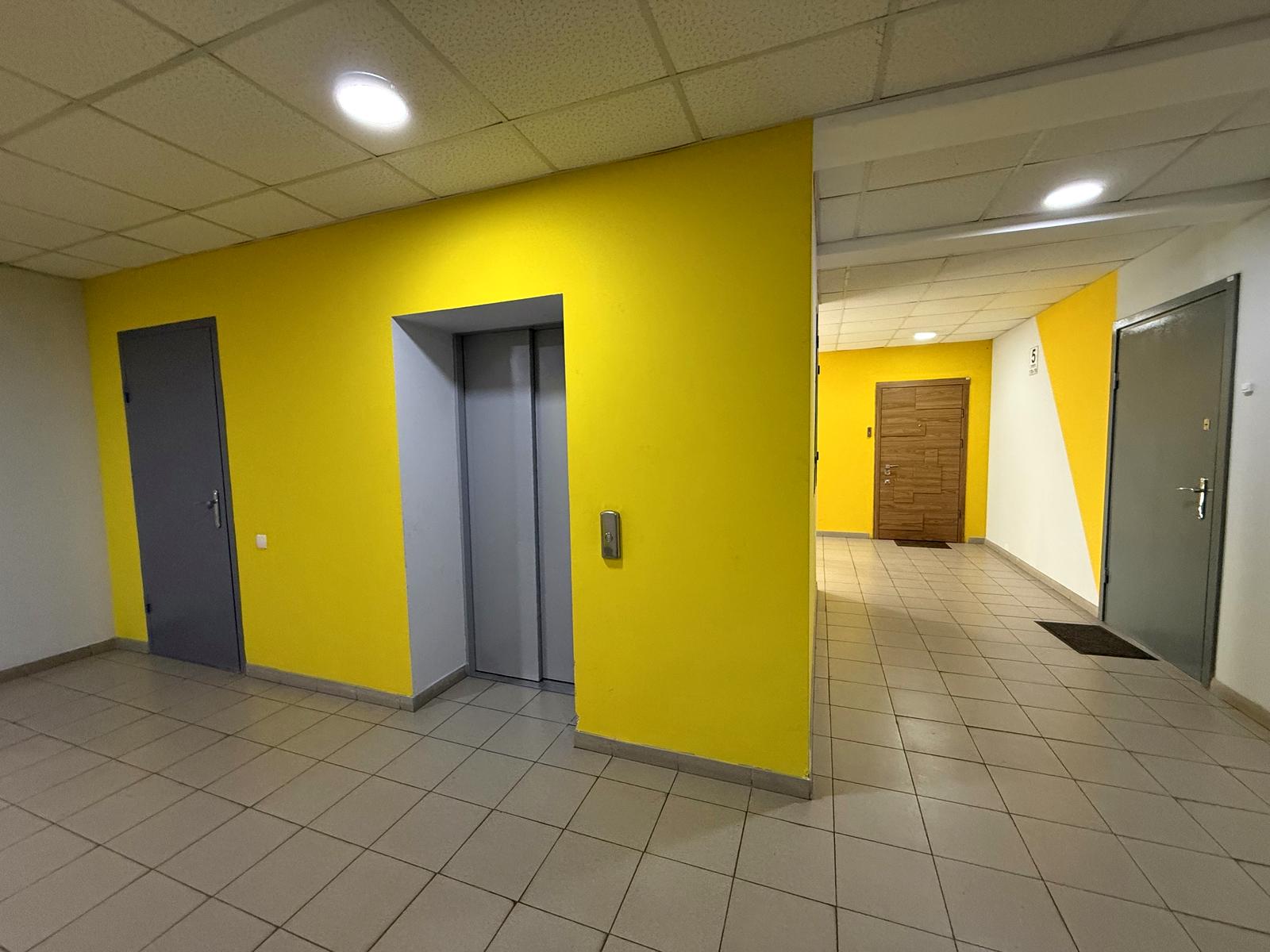 1866976930874248