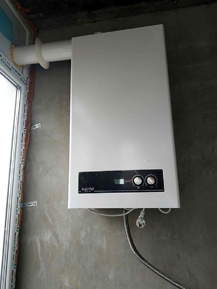 1866977763888373