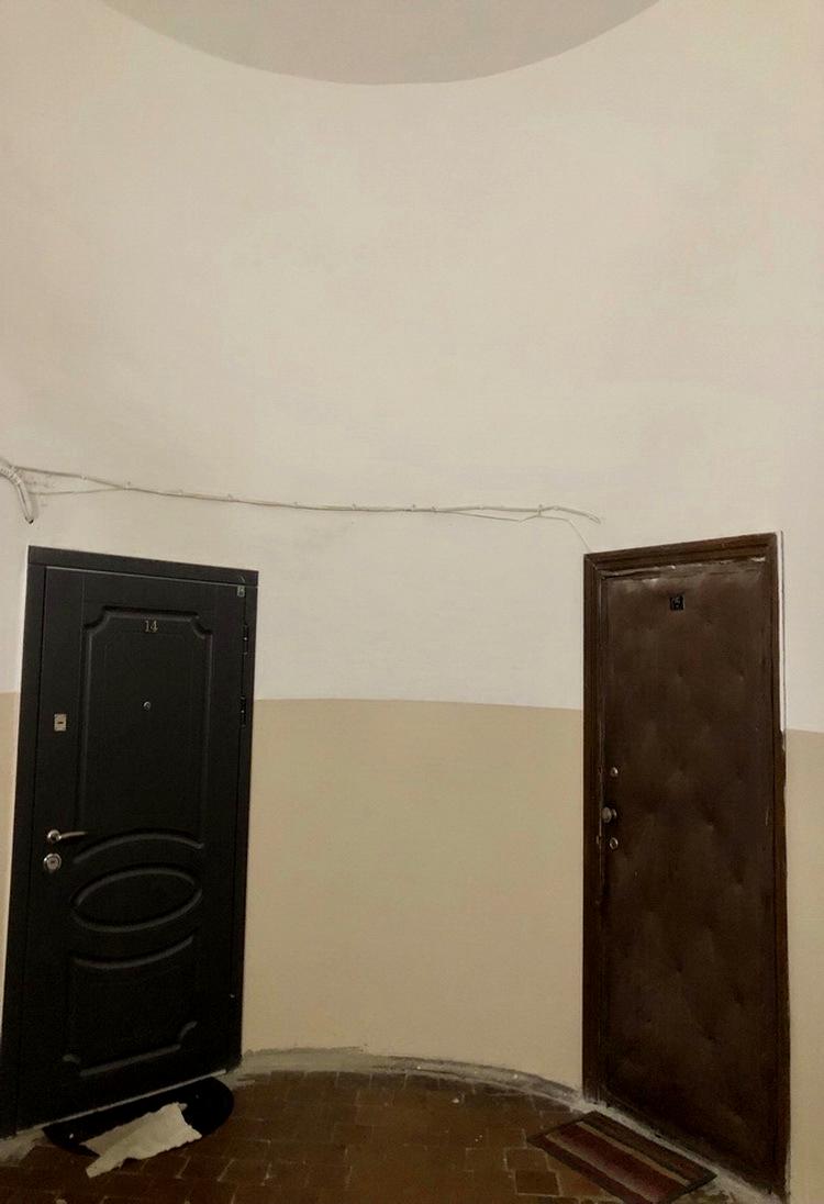 1866979422592843