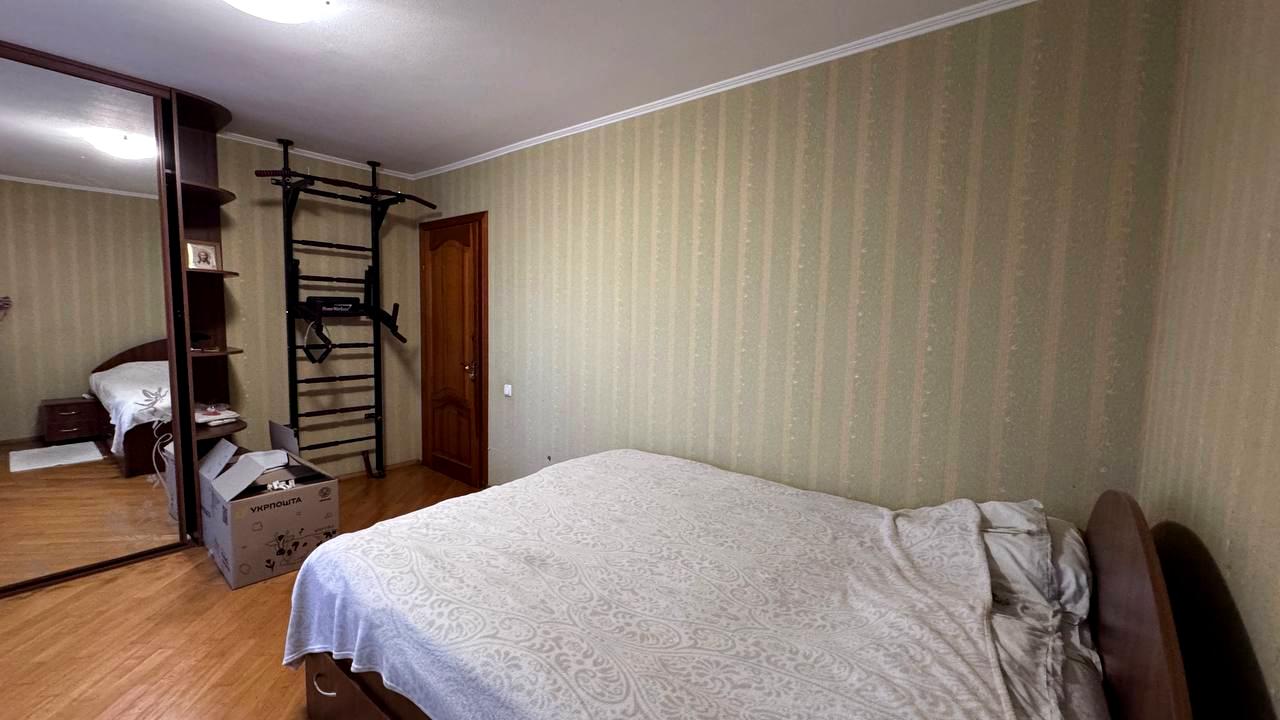 1866979546023682
