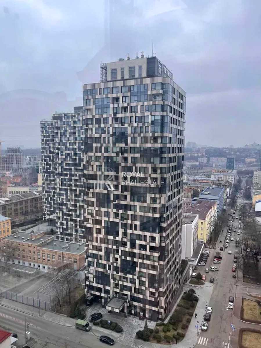 1866979635480234
