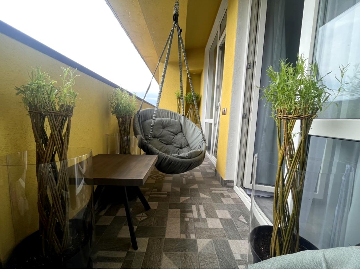 1866983917683531