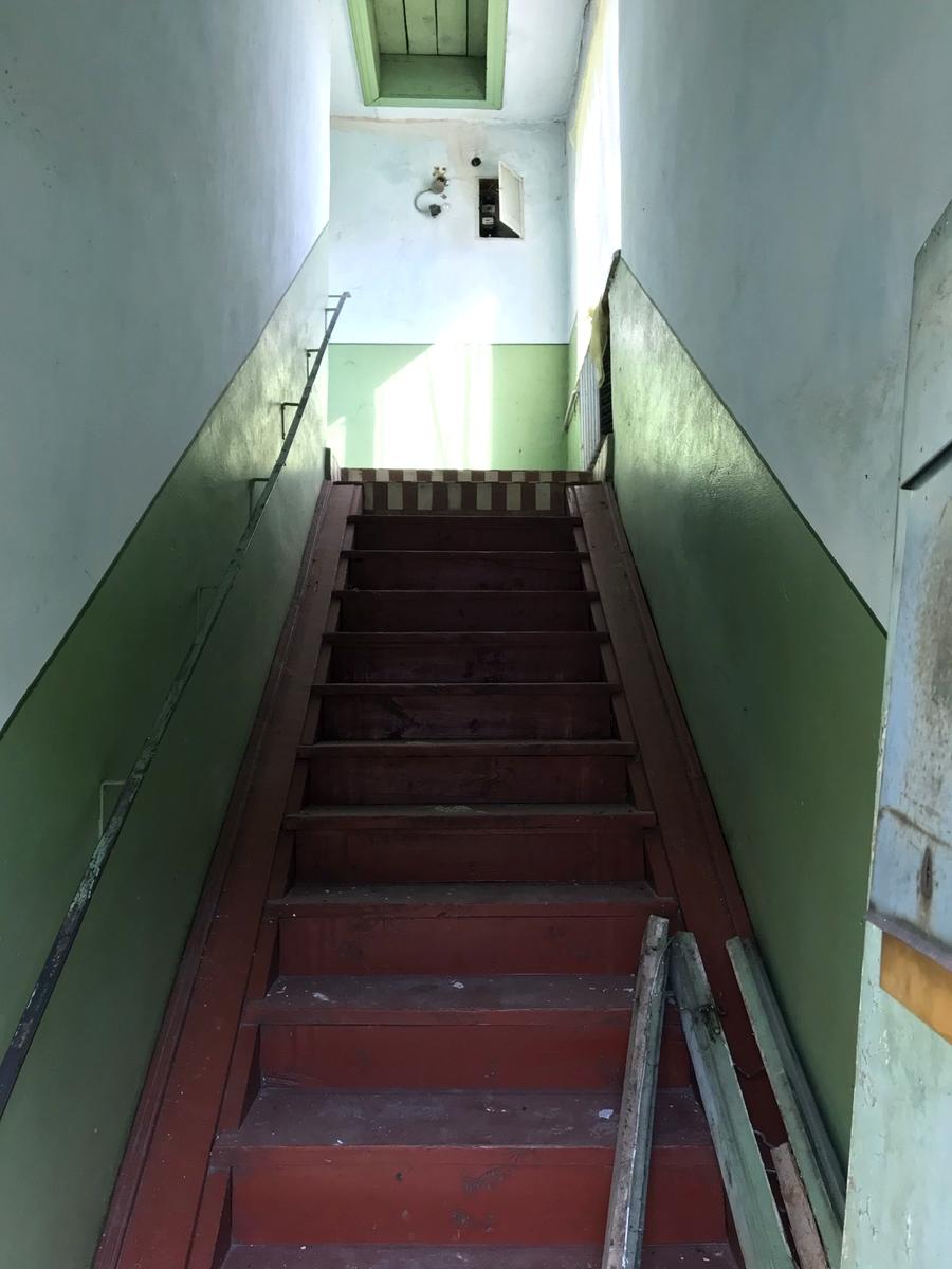 1866985224720038
