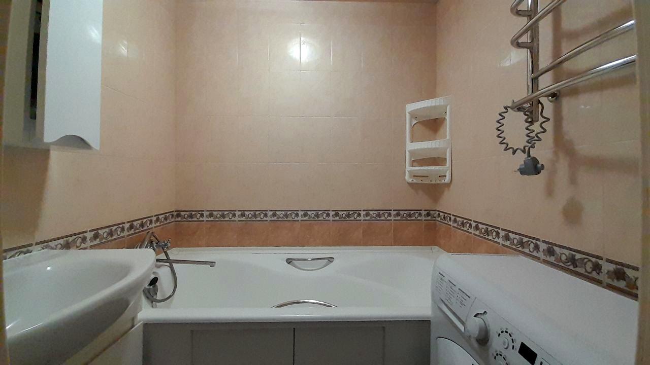 1866990827896153