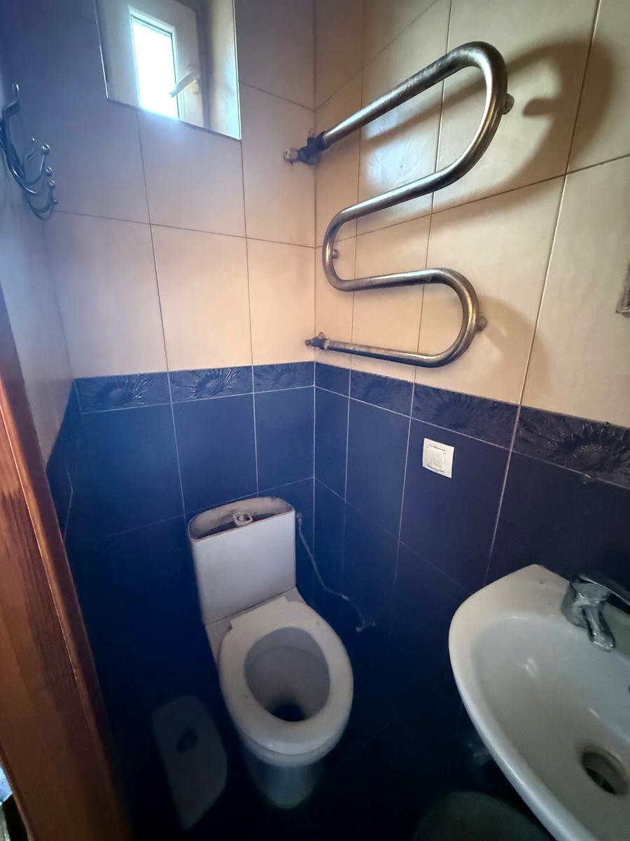 1866996547948541