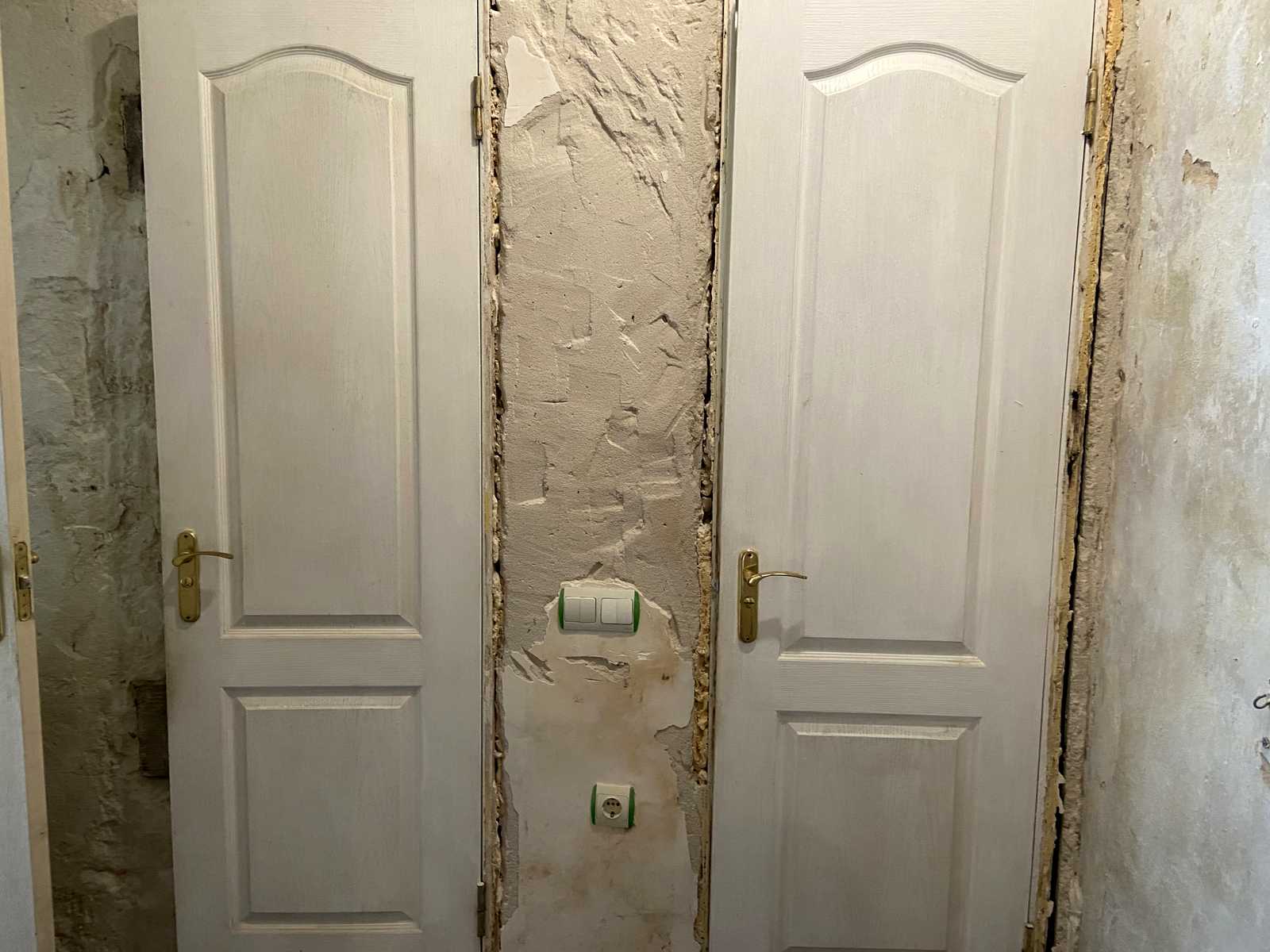 1867048055642127