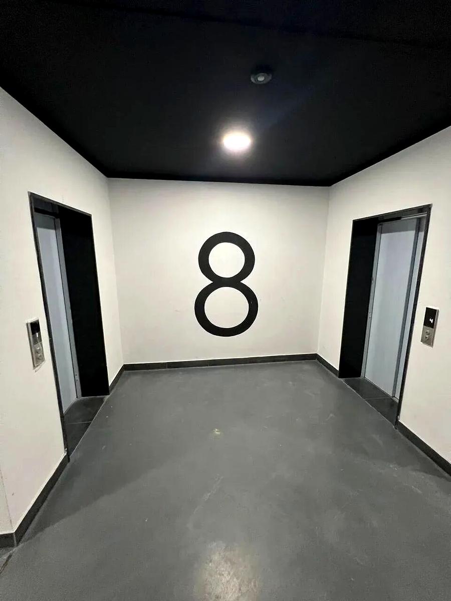 1867049742487723