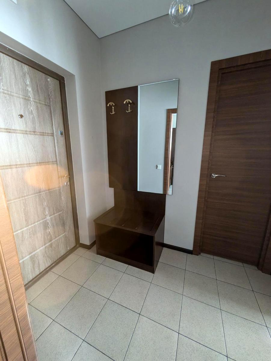 1867054779451629