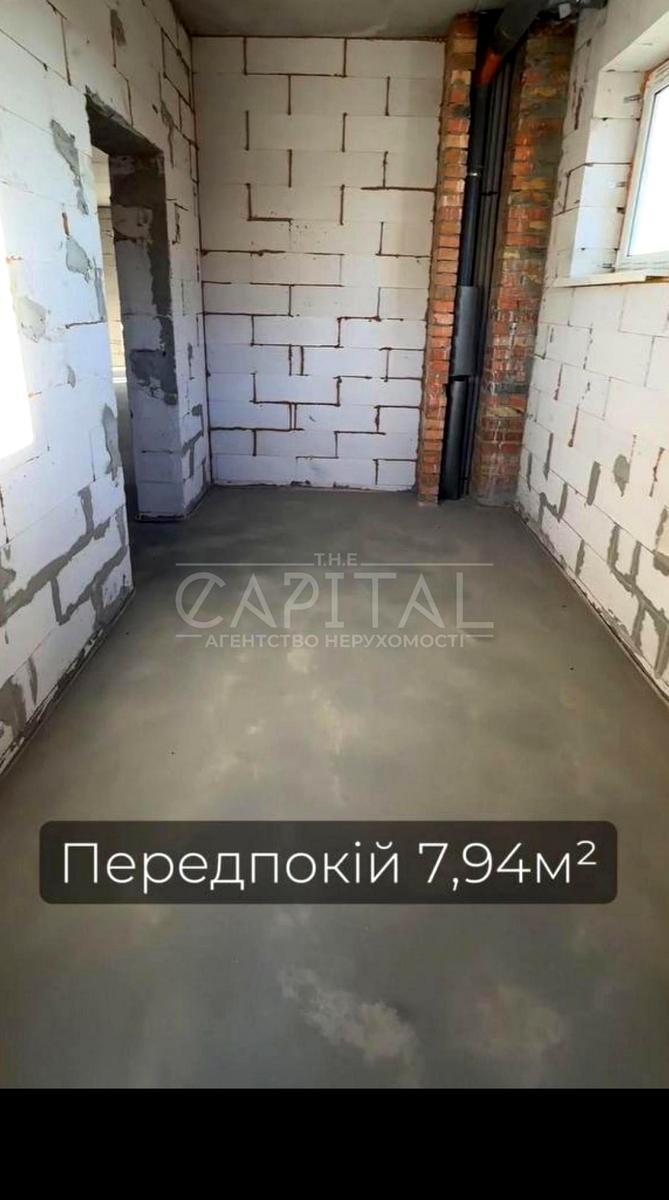 1867055757389375
