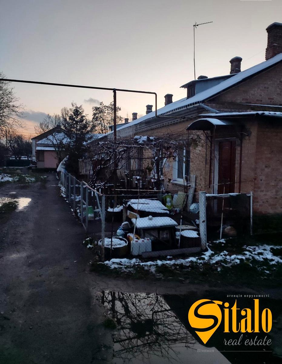 1867056643636181