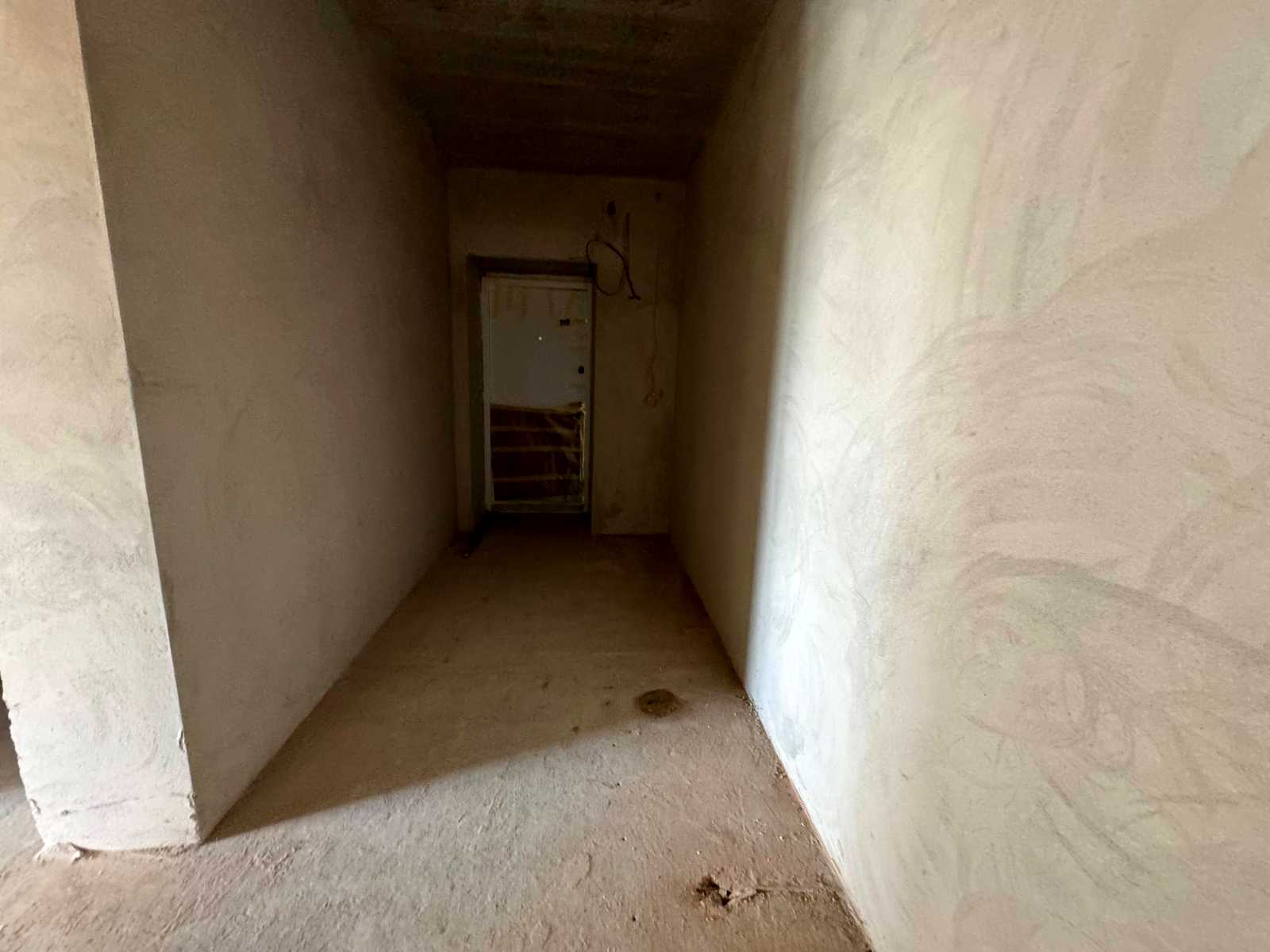1867057034076625
