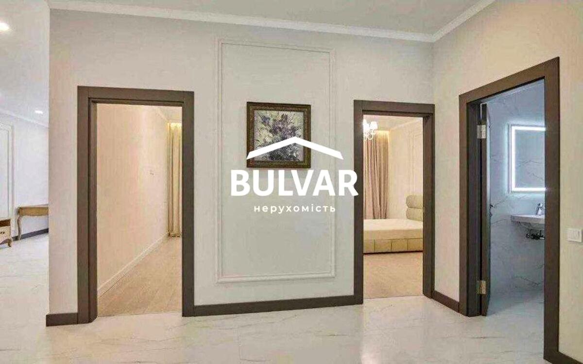 1867060063652160