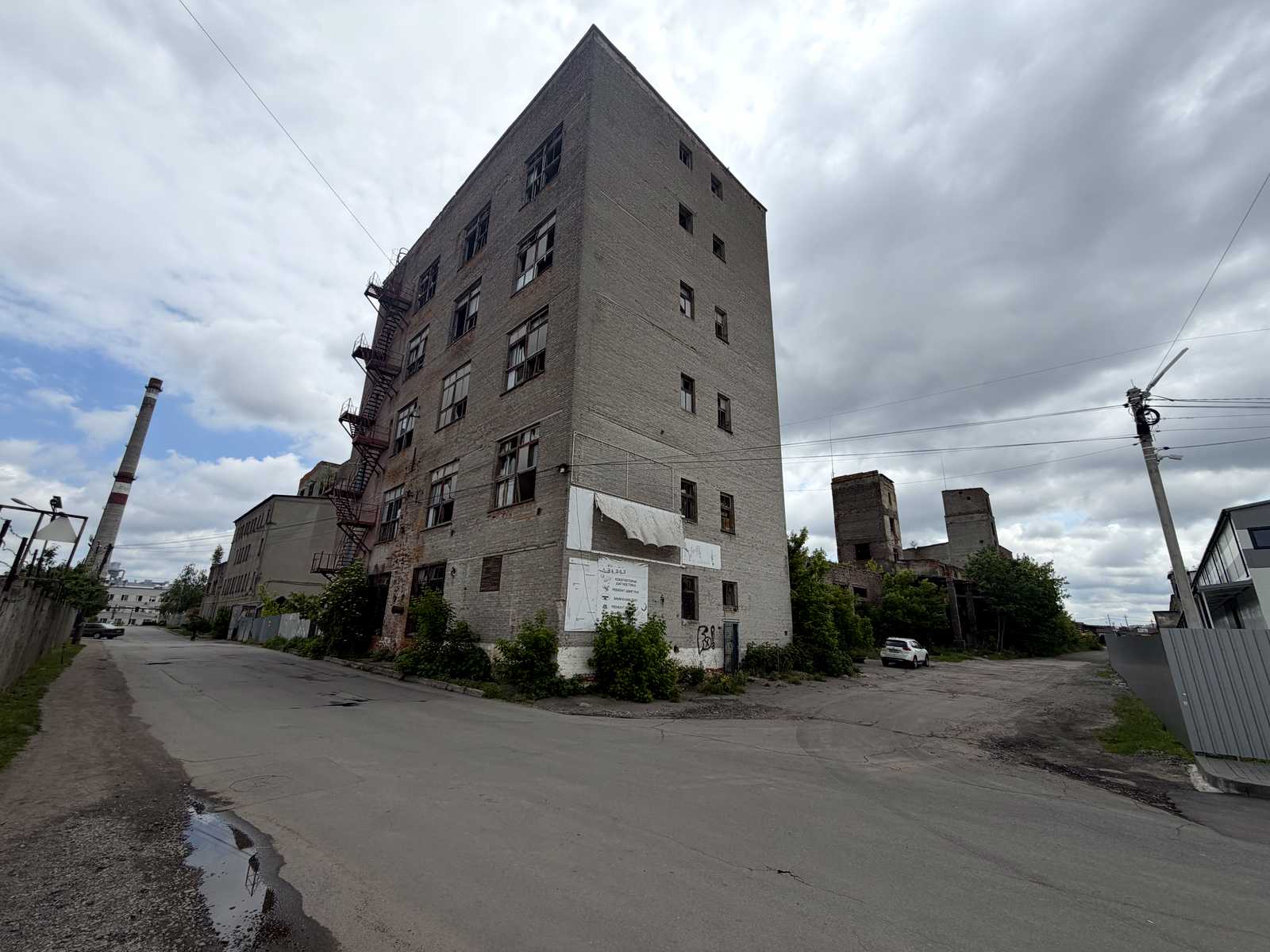 1867060093503143