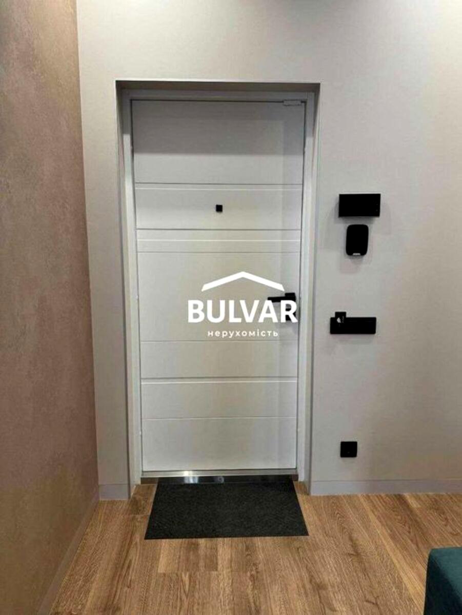 1867060281806247