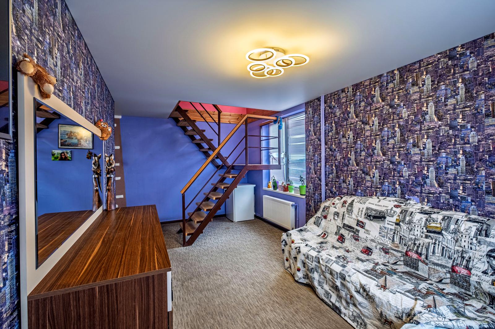 1867060454387737