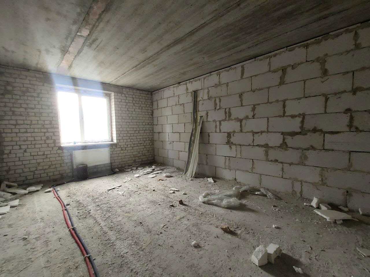 1867061844885404