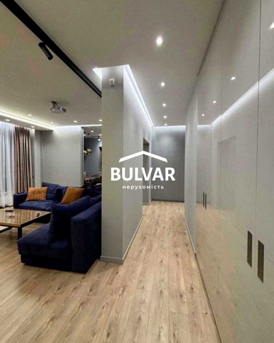 1867063116734547