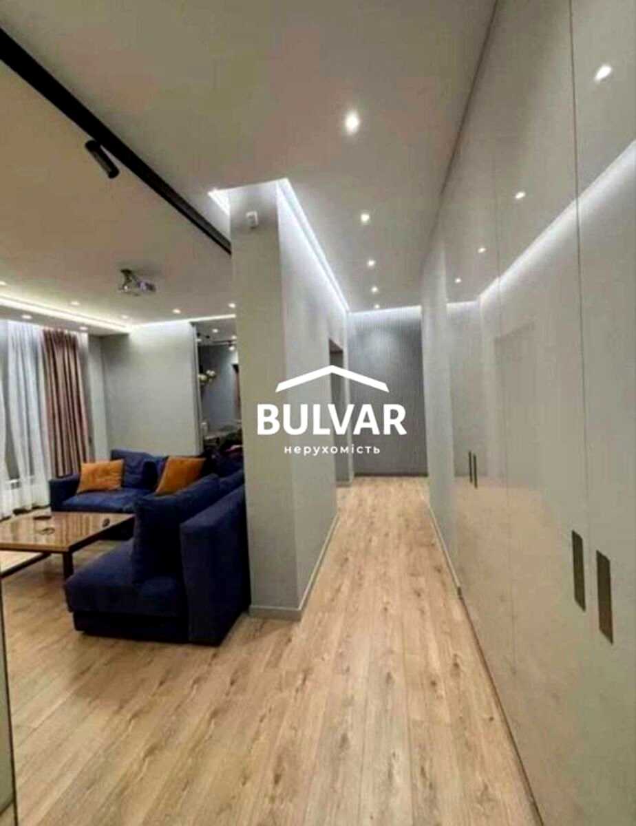 1867063117474776