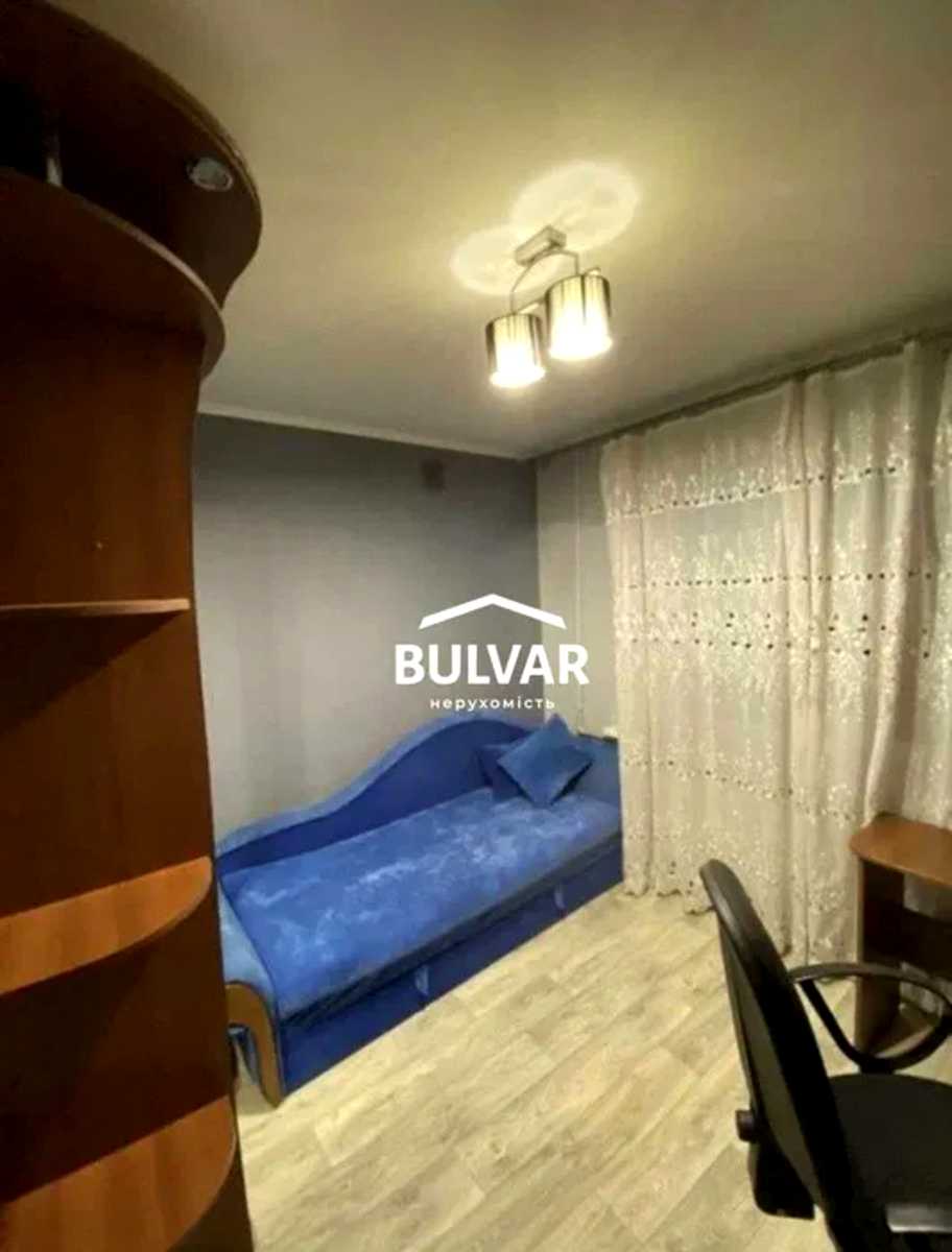 1867065286753094