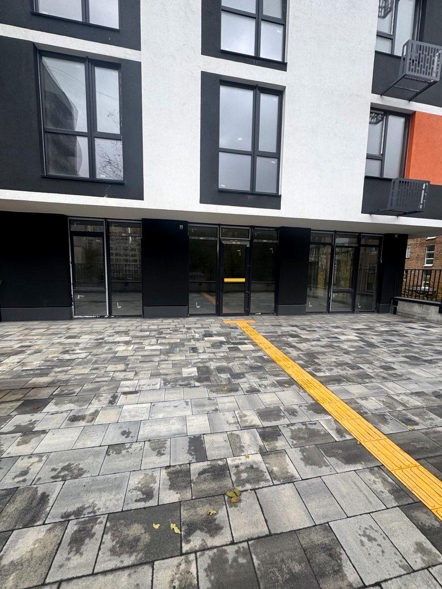 1867065570754129