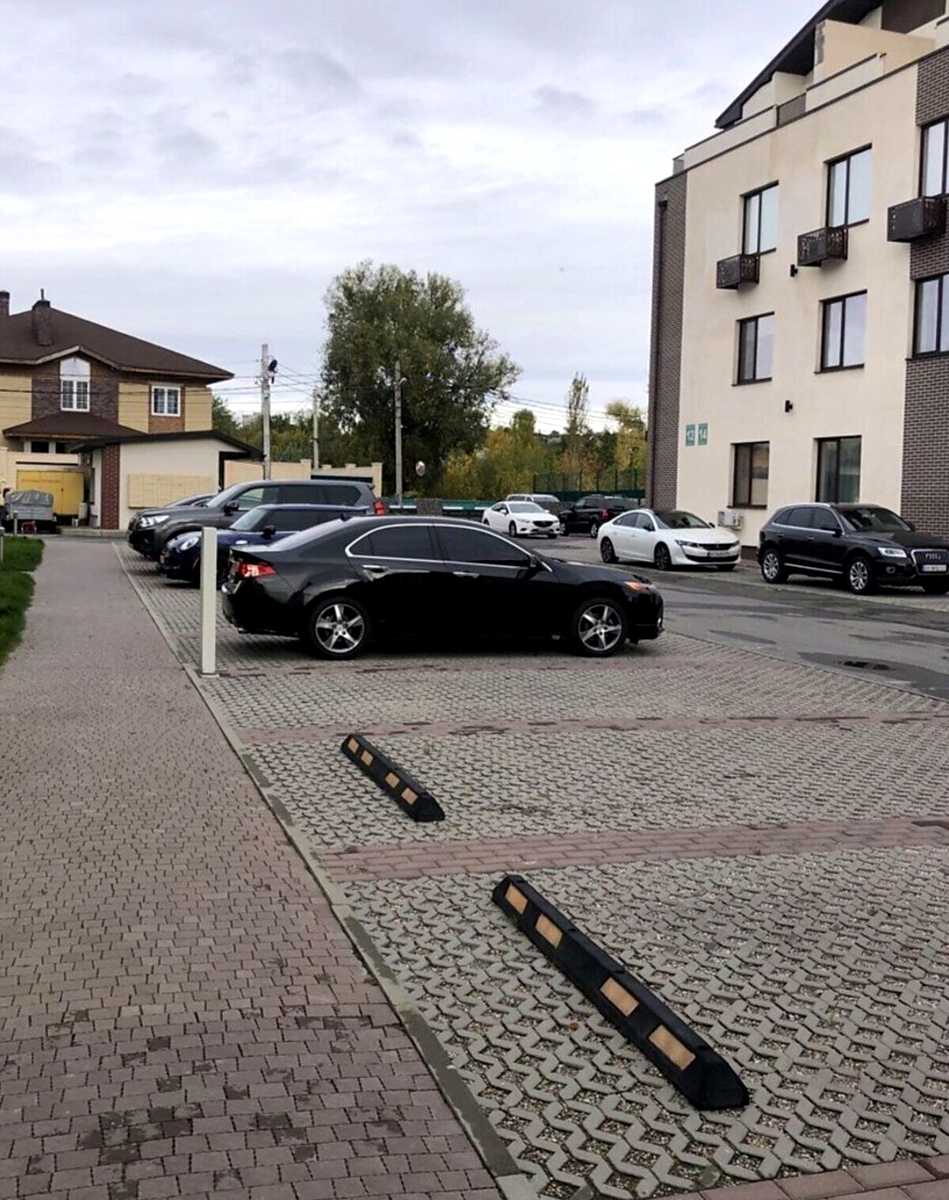 1867065744986500