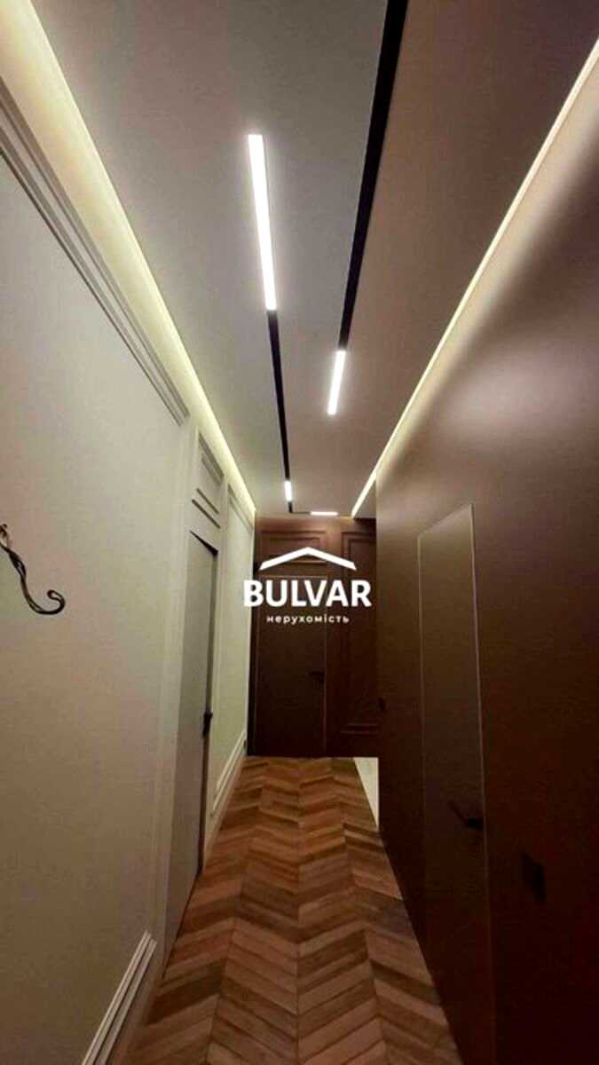 1867065746024346