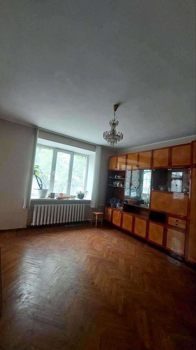 1867068316266428