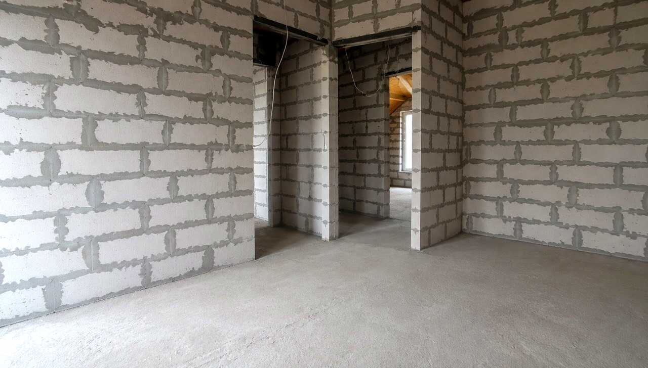 1867071841828320
