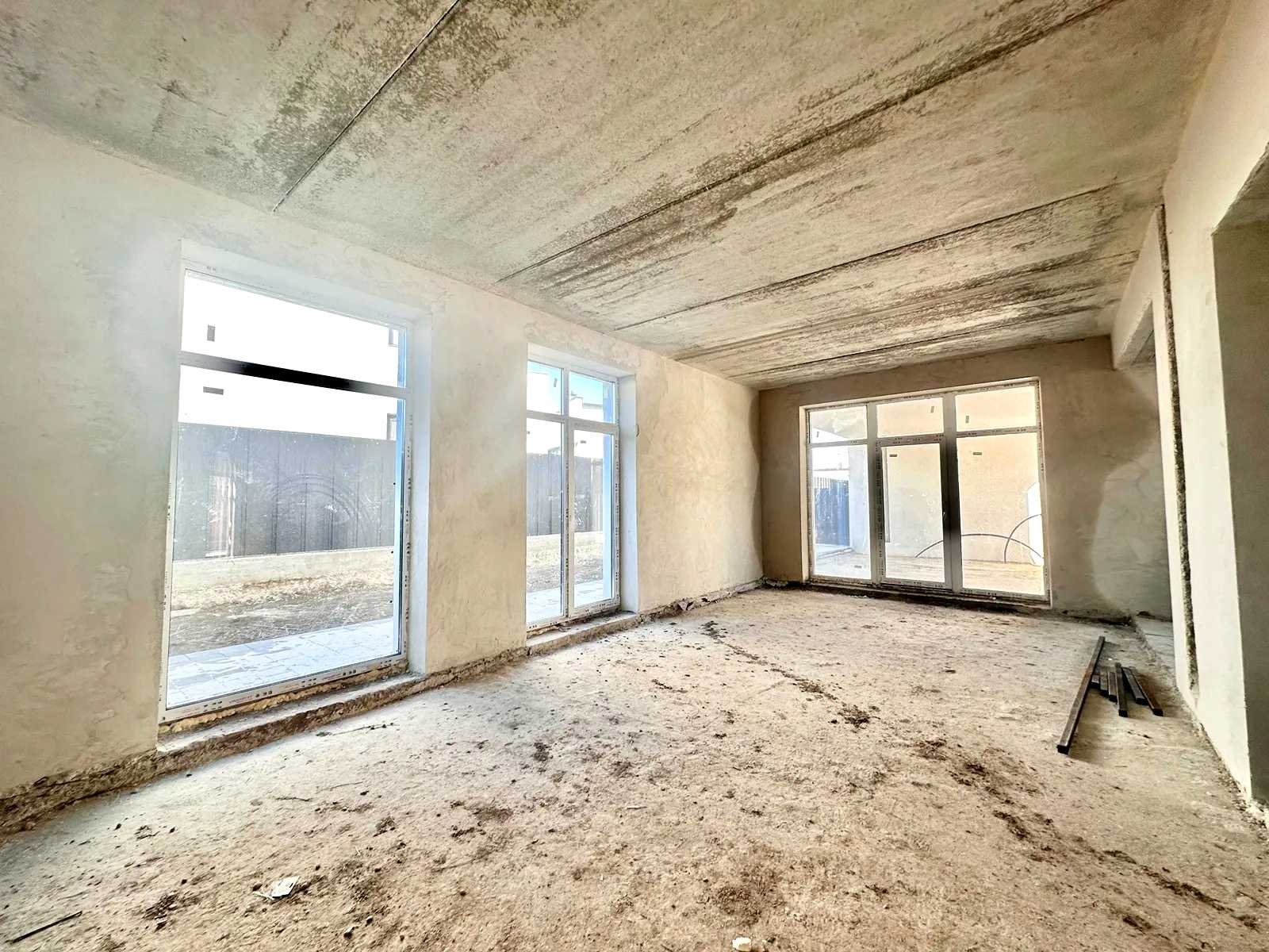 1867072393149208