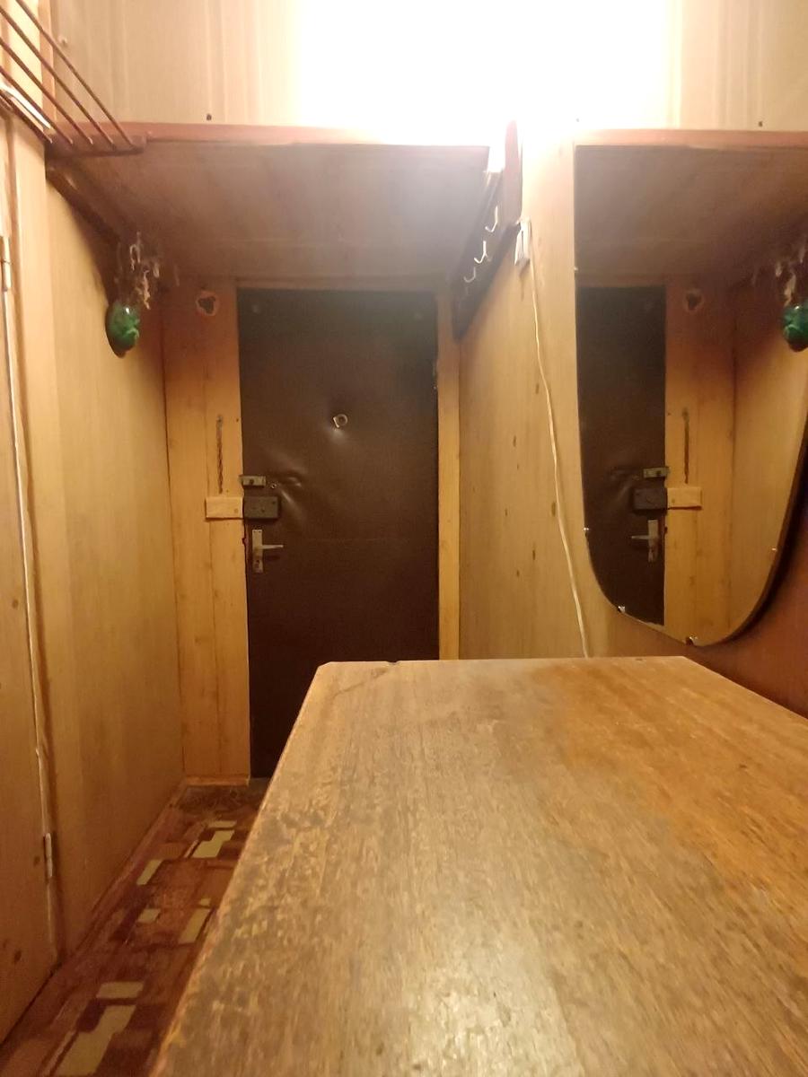 1867073161370083