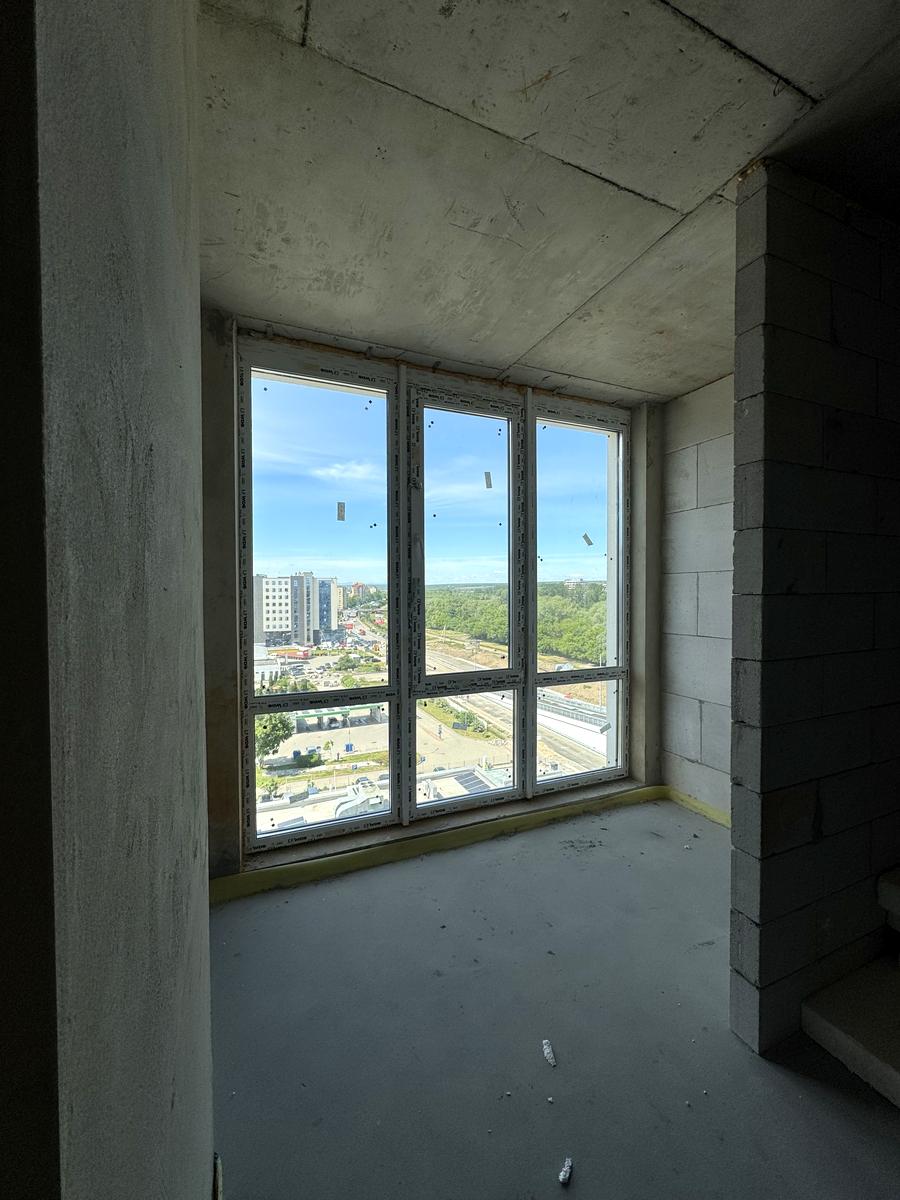 1867077535906132
