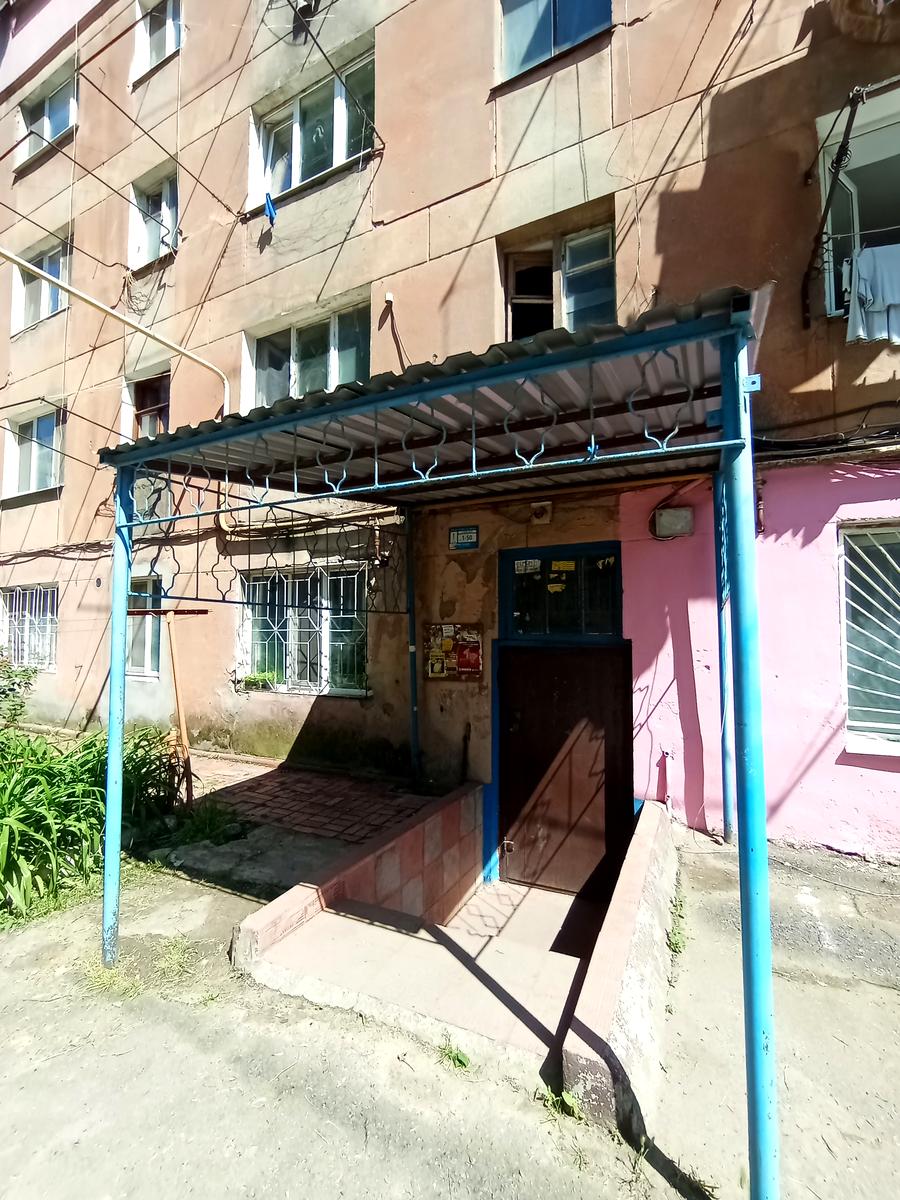 1867077663681678