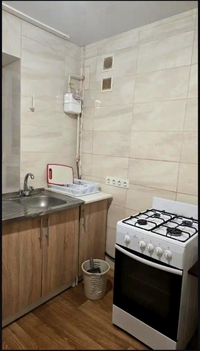 1867085426622319