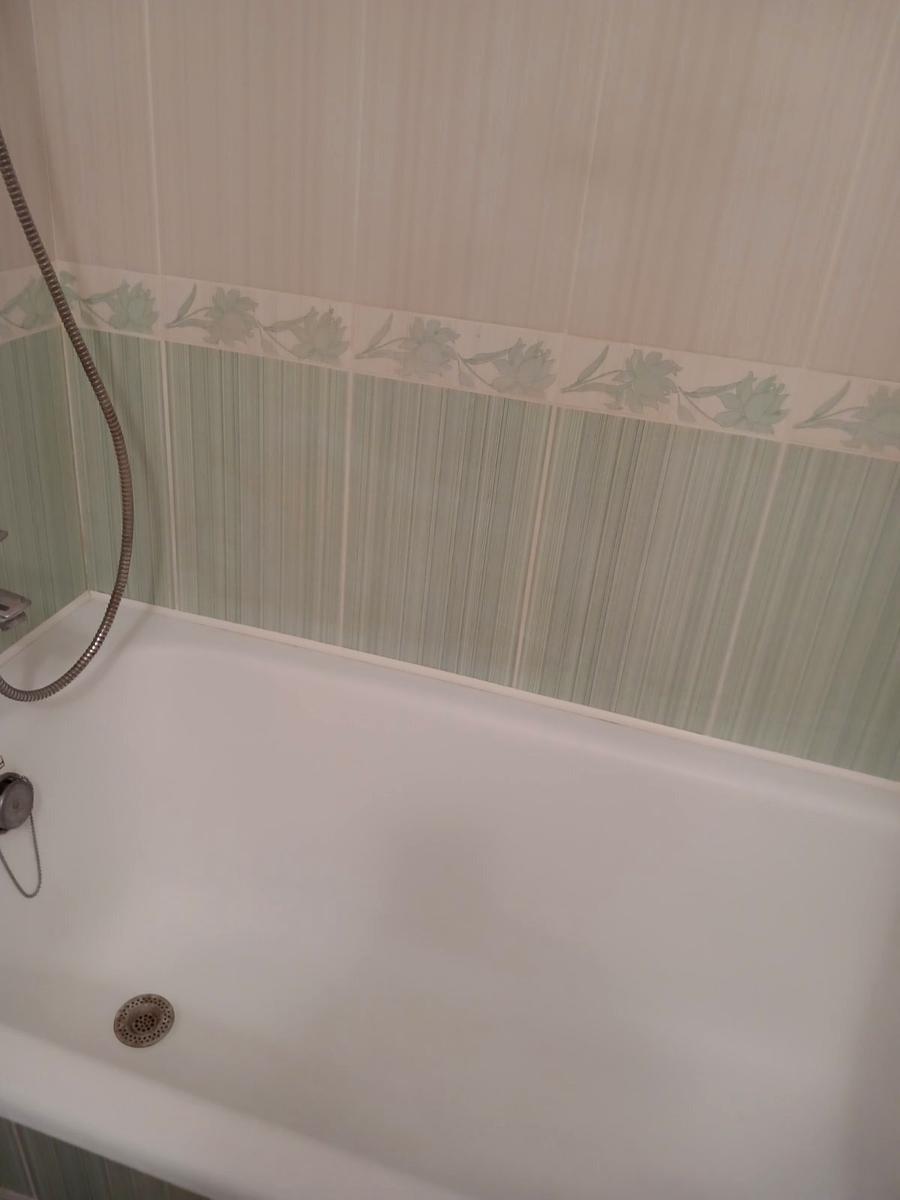 1867085863508409