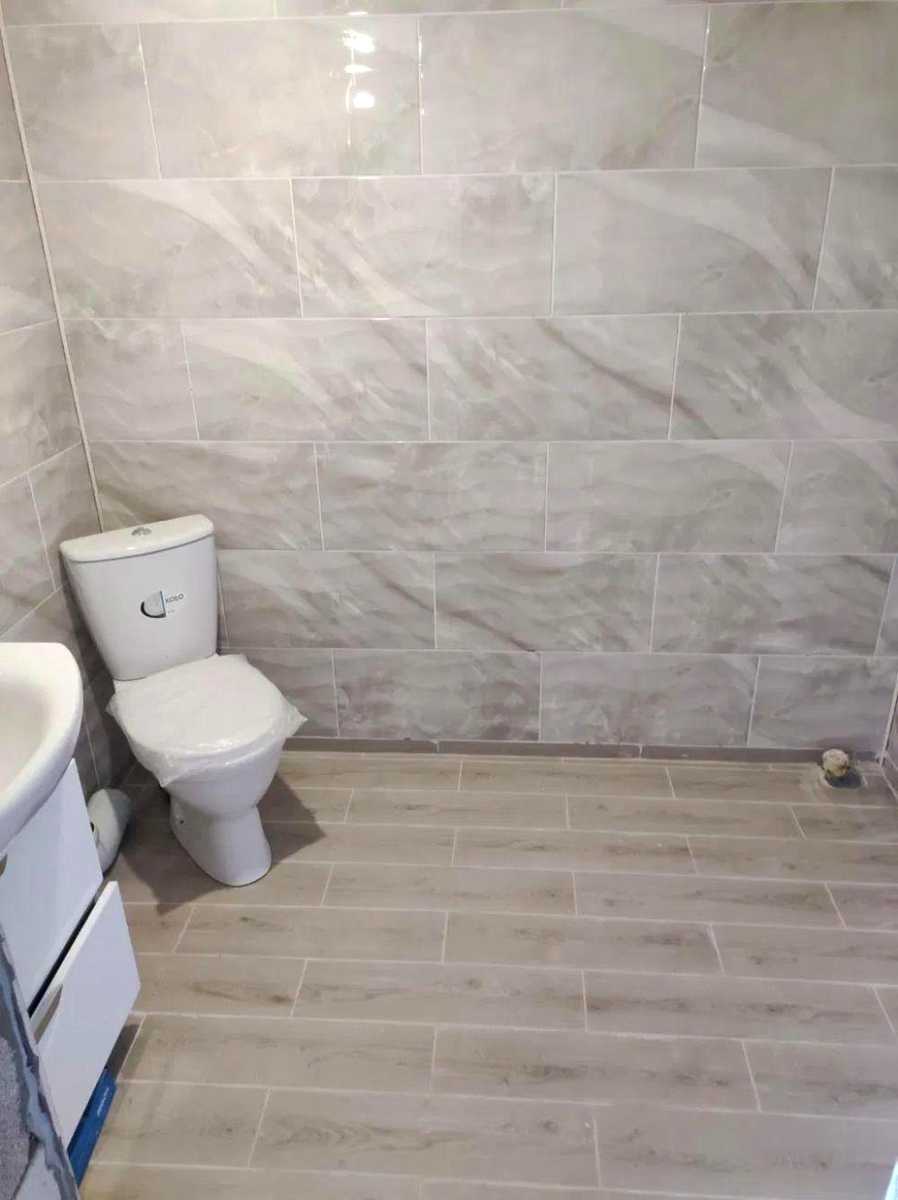 1867093385692362