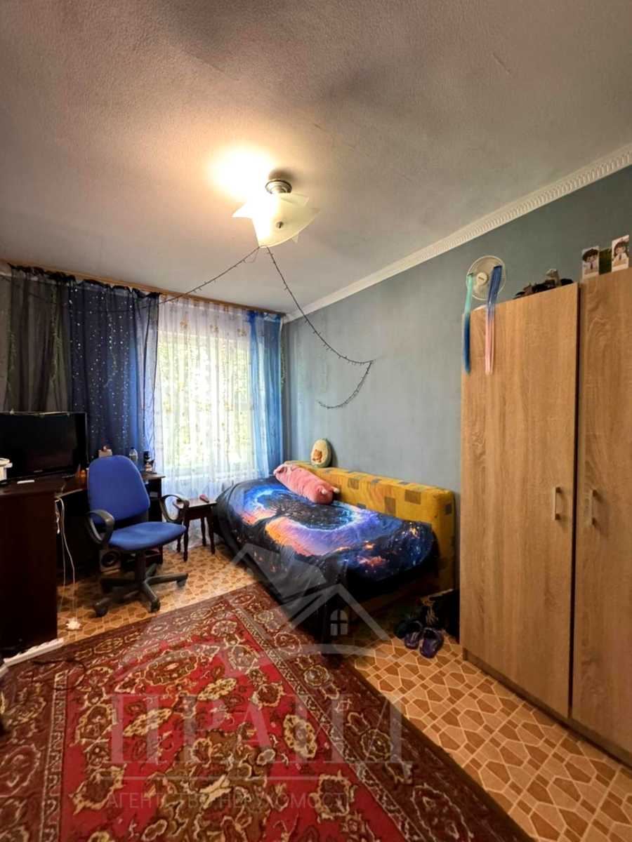 1867099376229540