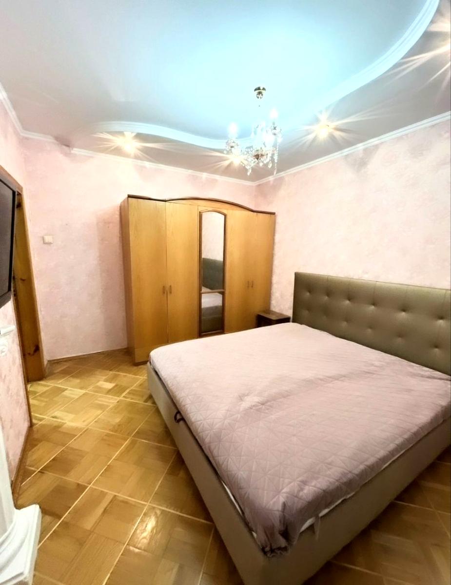 1867138015647220