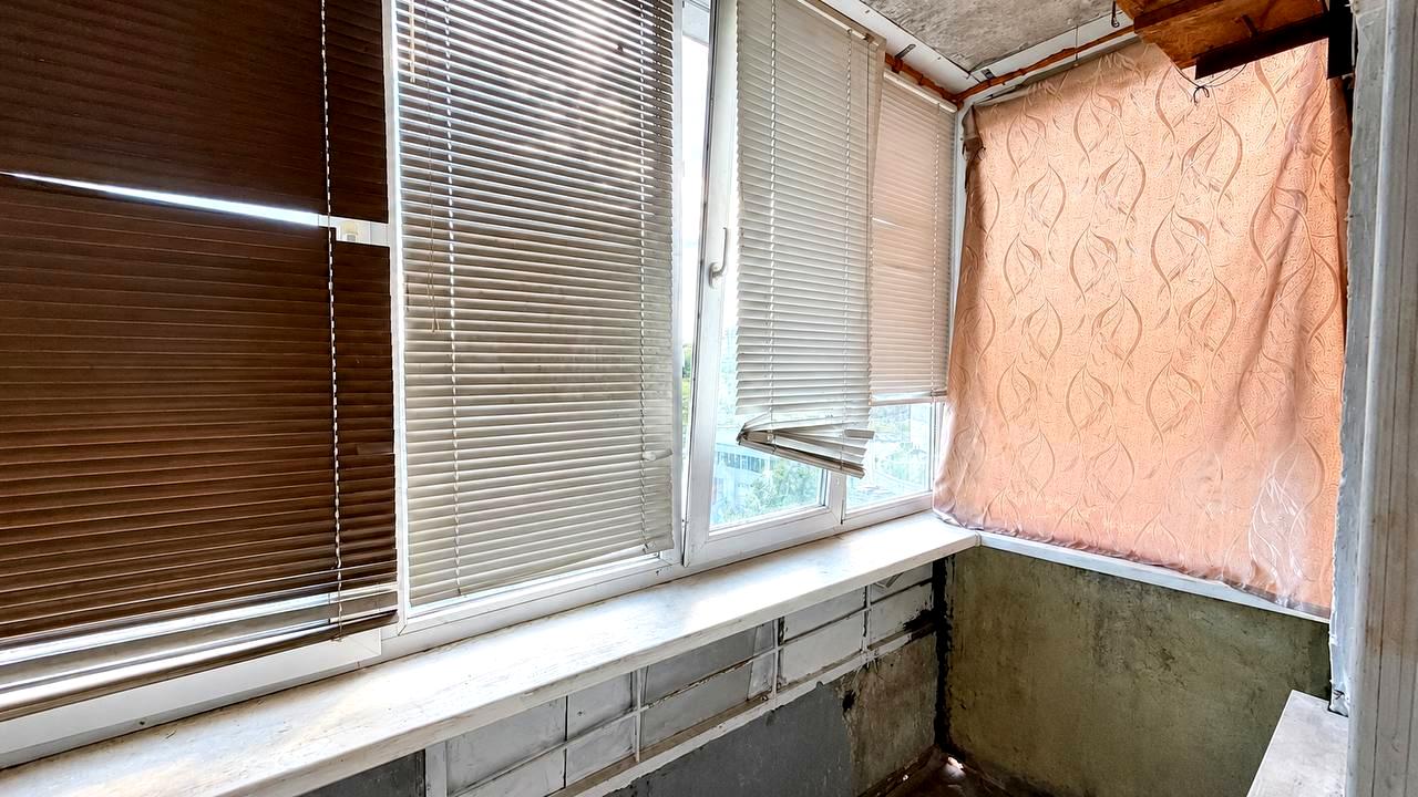 1867146470957657
