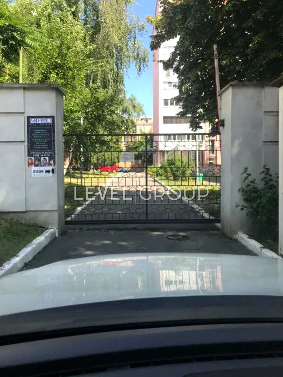 1867147268694514