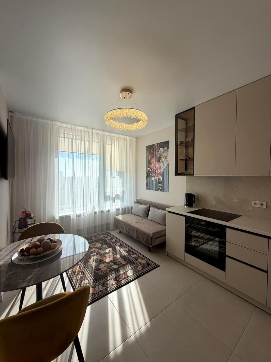 1867156230360099