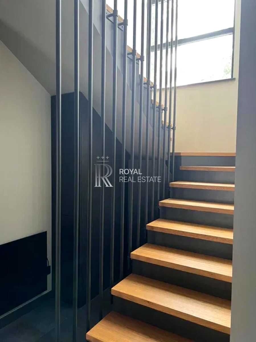 1867158446002860