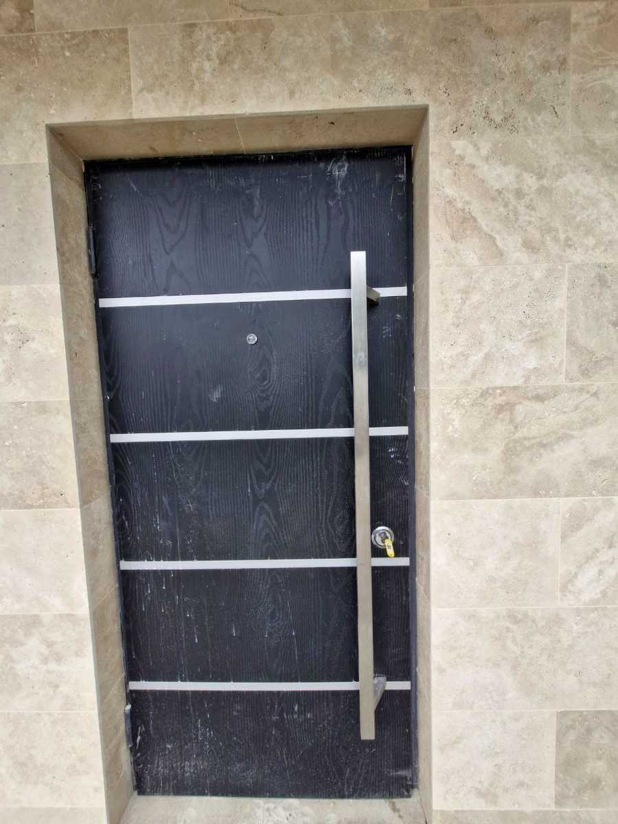 1867158574996863