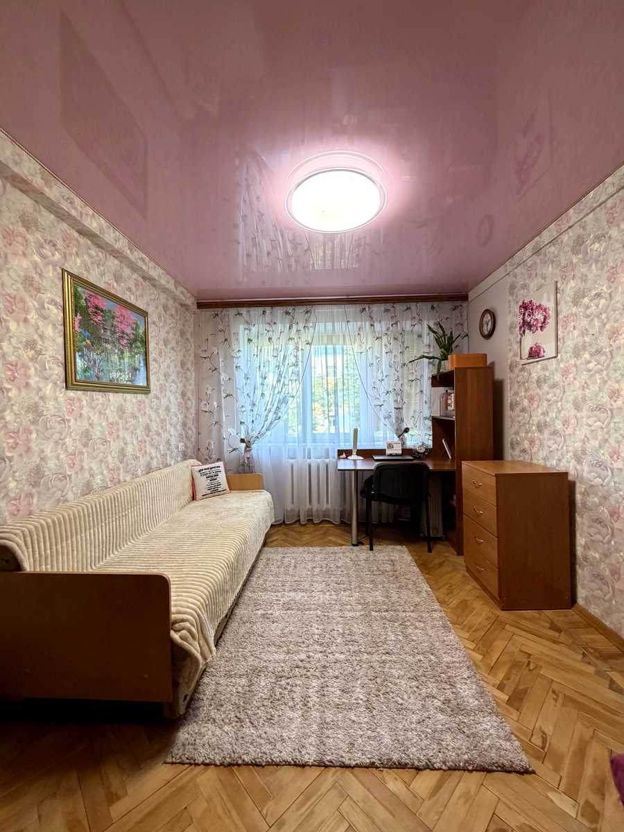 1867161971661438