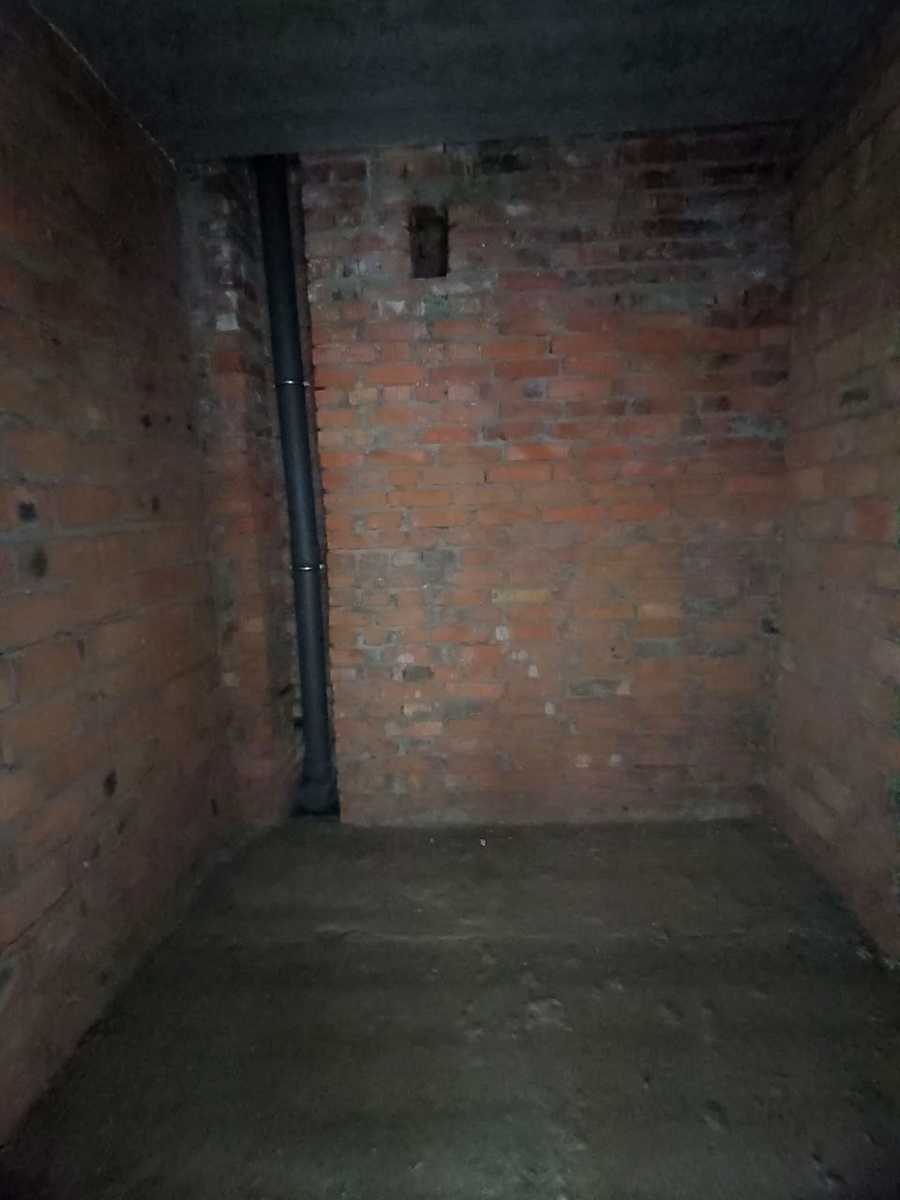 1867163537029942
