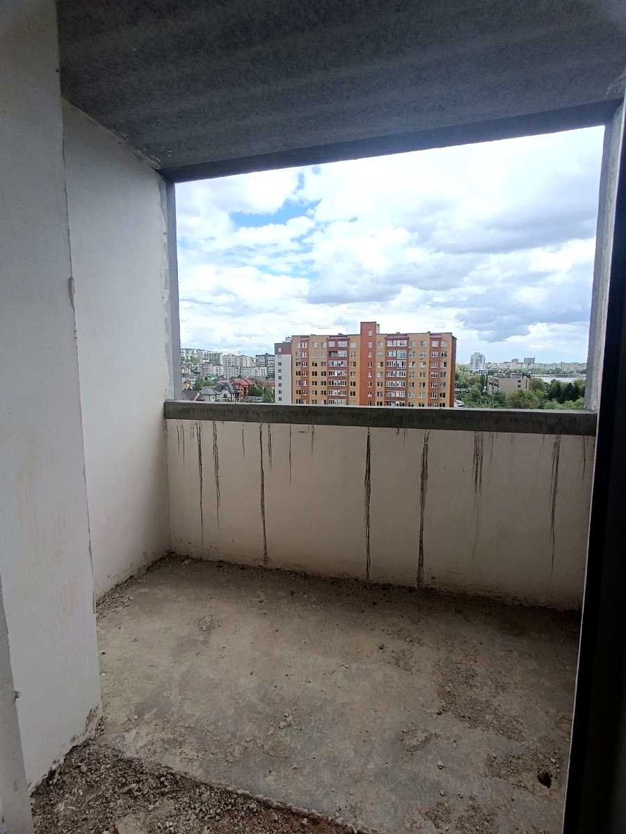 1867163537646833