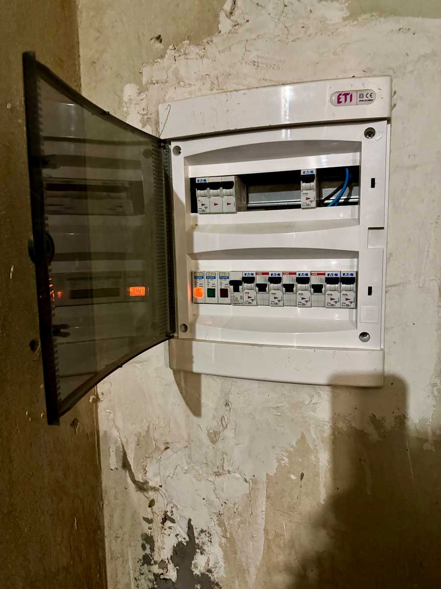 1867173899939158